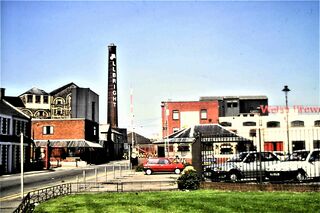 File:Cardiff Hancocks brewery 31 August 1993.JPG