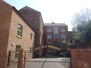 File:The Old Brewery, Ogleforth c.jpg