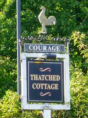 File:MaidenheadThatched Cottage2011aa BHK Sep2011.jpg