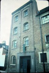 File:Tower Brewery Worthing 1985 -5.jpg