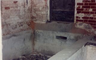 File:Boyes Croft Maltings Cistern & drain.jpg