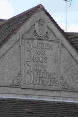 File:Budden & biggs on old pub sheerness 1.jpg