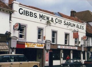 File:Gibbs mew pub salisbury.jpg