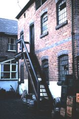 File:Netherton Old Swan Ma Pardoes brewhouse.jpg