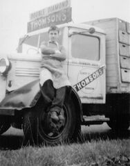 File:Peter Fay Thommo lorry 2.jpg