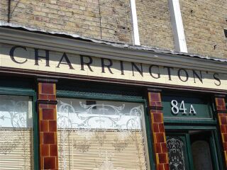 File:W1BromleyArms2007b SRH May2007.jpg