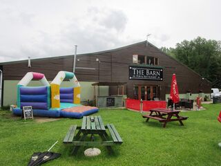 File:WilleyONeills2019f SP Jun2019.jpg