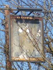 File:HambrookHambrook2012b BHK.jpg