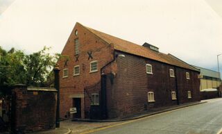 File:Young Crawshay remains.jpg